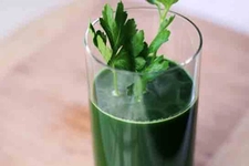 Kaynatılmış Maydanoz Suyu Kullanımı ve Faydaları Nelerdir?